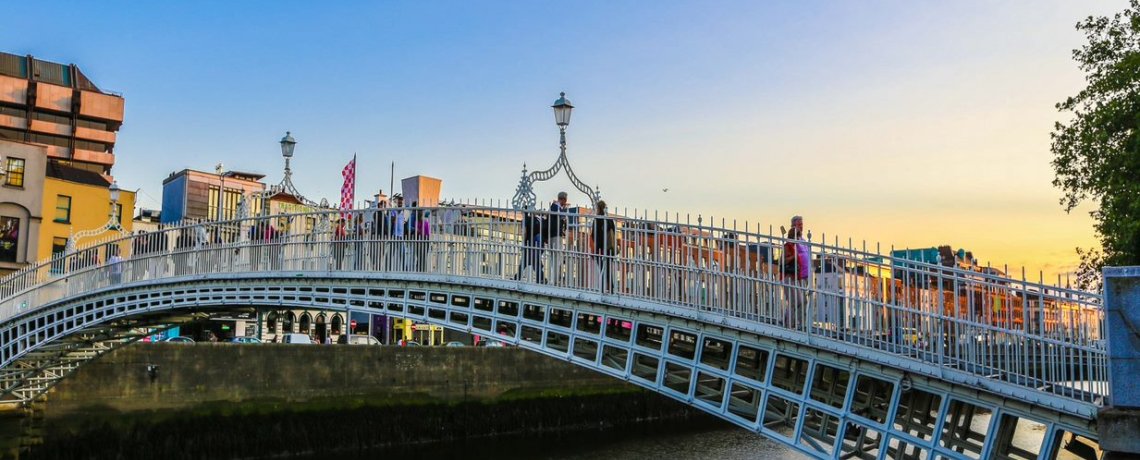 Ha´Penny Bridge Dublin small Tourism Ireland